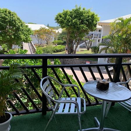 Bikini & Martini Residence Manganao Plage & Piscine Privee 생프랑수아 외부 사진
