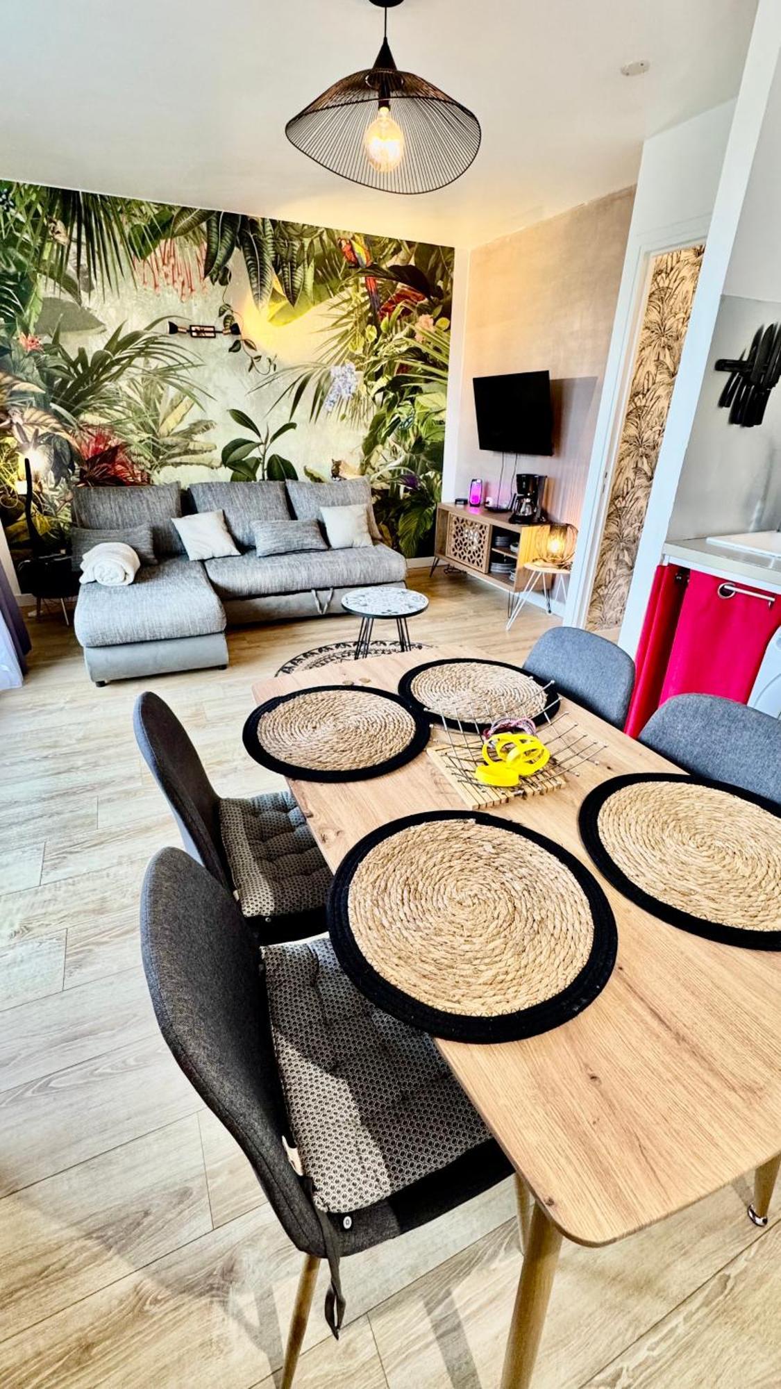 Bikini & Martini Residence Manganao Plage & Piscine Privee 생프랑수아 외부 사진