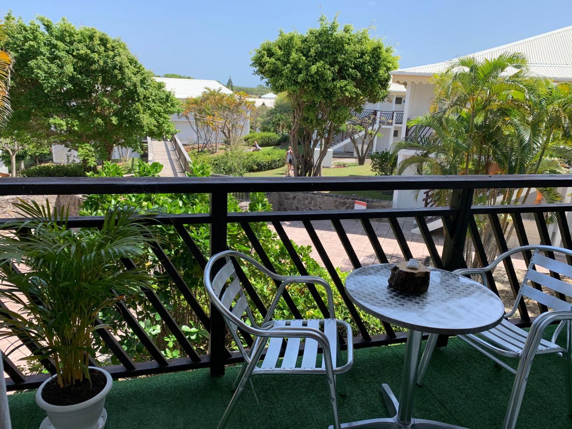Bikini & Martini Residence Manganao Plage & Piscine Privee 생프랑수아 외부 사진
